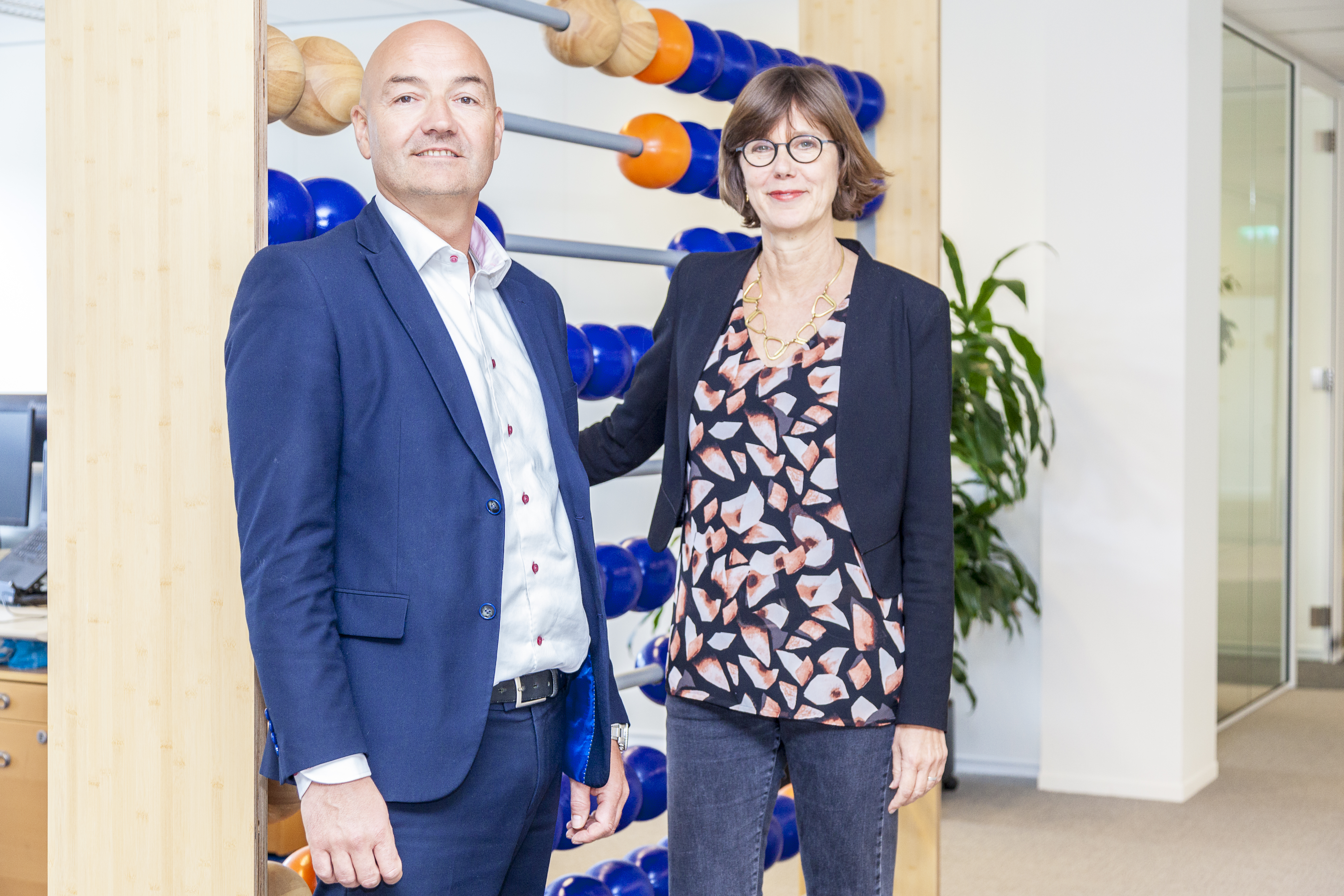 René Beks (directeur ontwikkeling en innovatie) en Gerjoke Wilmink (directeur Nibud)