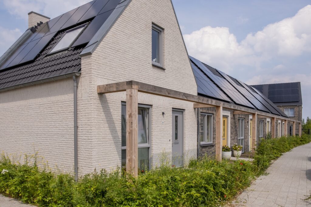 Lommerrijk, Waalwijk, Casade